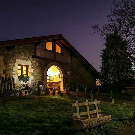 Vila Zelai Mallavia Exteriér fotografie